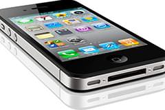 Имеет ли смысл покупать сейчас iPhone 4s или лучше подкопить?