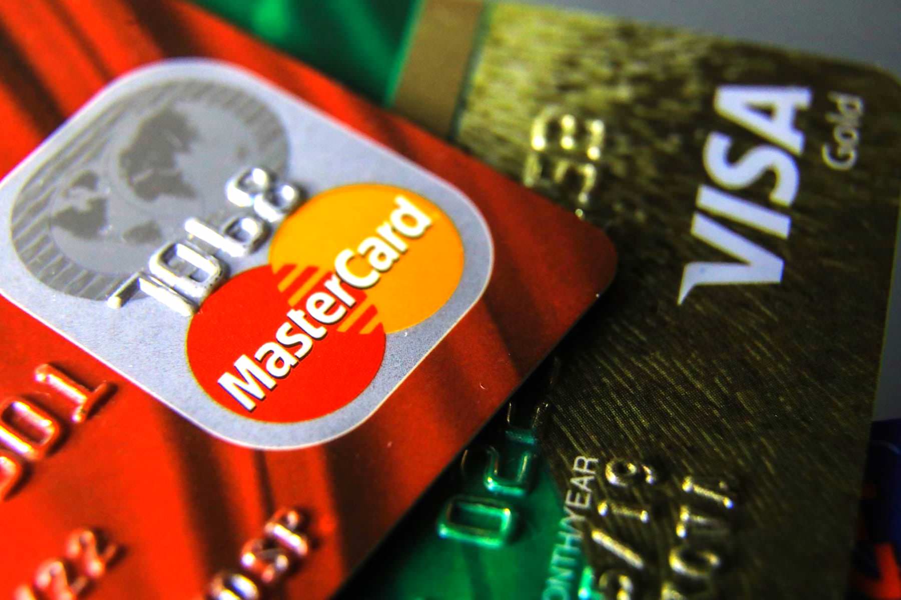 С 1 февраля. Все банковские карты Visa и MasterCard заблокируют и навсегда отключат