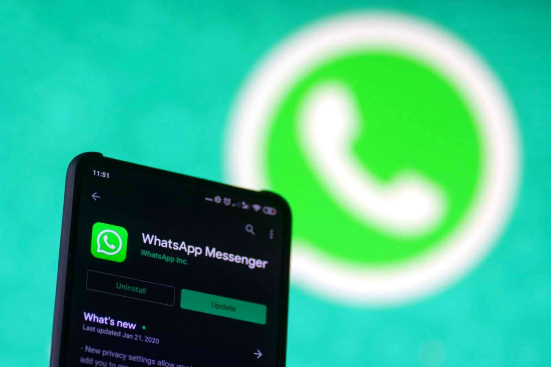 С 15 января. WhatsApp запустил функцию мгновенного переноса переписки с одного смартфона на другой