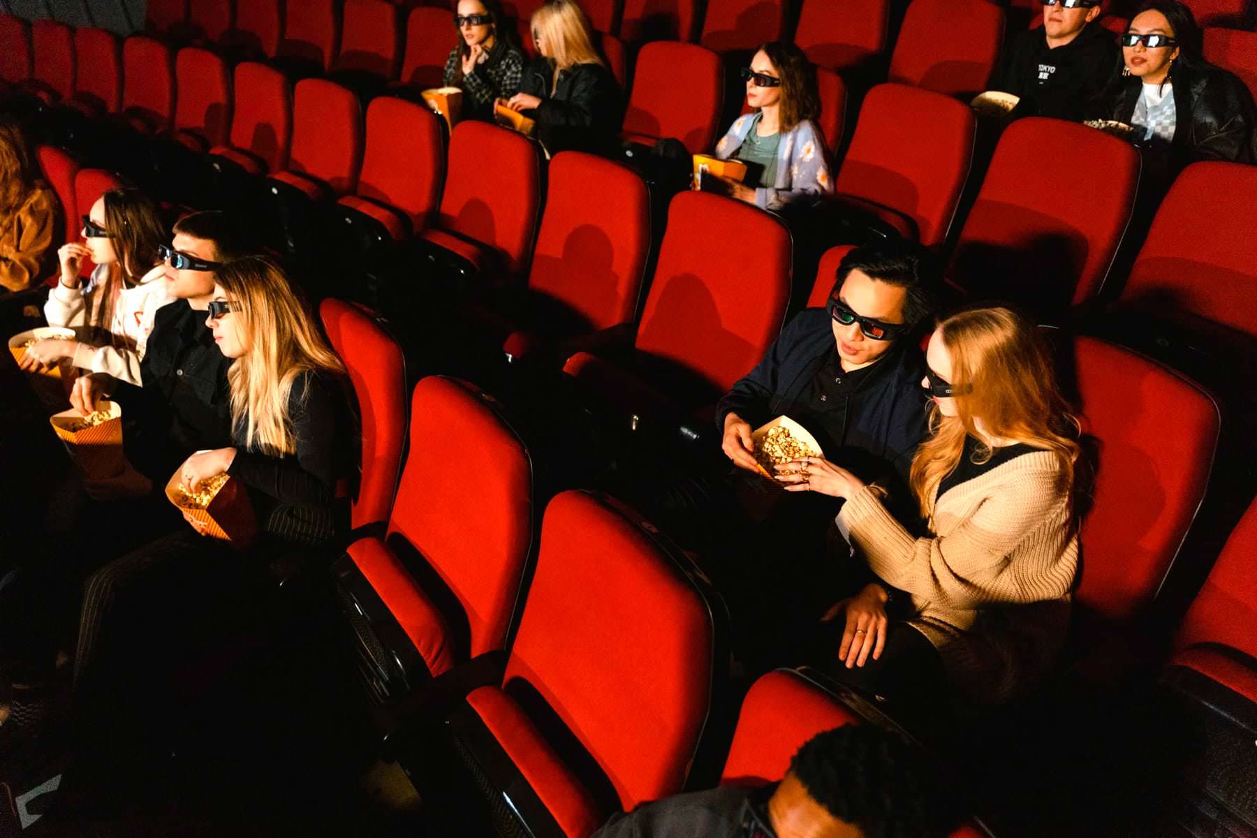 Кинотеатры закроют. Из-за нового закона россияне больше не смогут смотреть фильмы