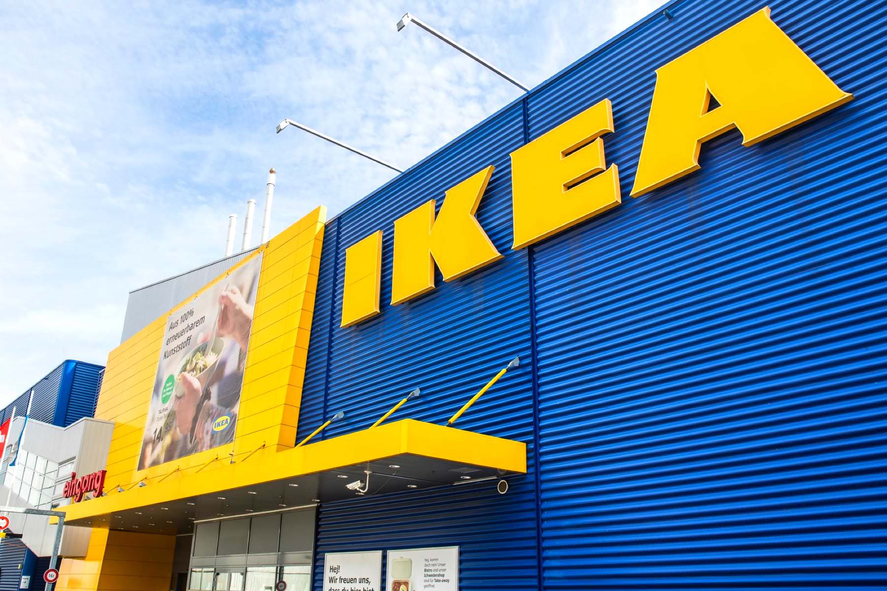 Купить товары IKEA вновь возможно, так как их начали производить в России