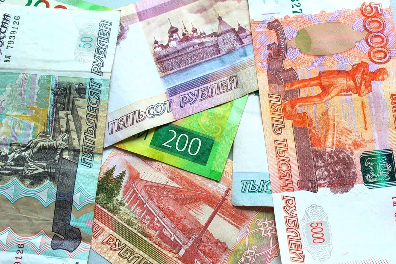 С 1 мая все изменится. Крупнейшая денежная реформа затронет всех, кто живут в России