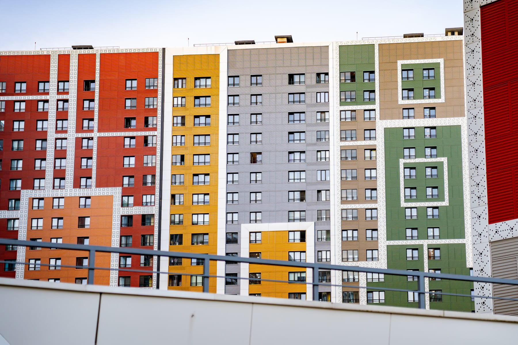 «Теперь это невыгодно». Самые дешевые квартиры в России подорожали еще сильнее